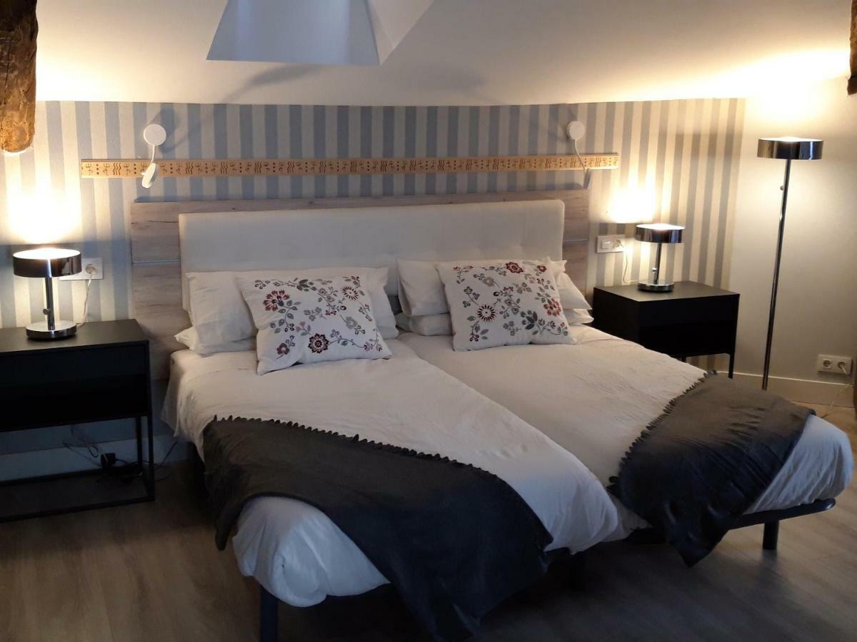 H.Albar Mieres Hotel Mieres  Bagian luar foto